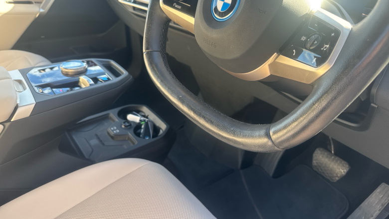 BMW iX 240kW xDrive40 M Sport 76.6kWh 5dr Auto Electric Estate